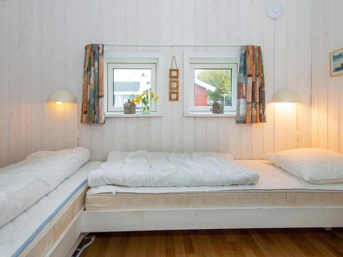 8 Person Holiday Home In Nordborg Luaran gambar