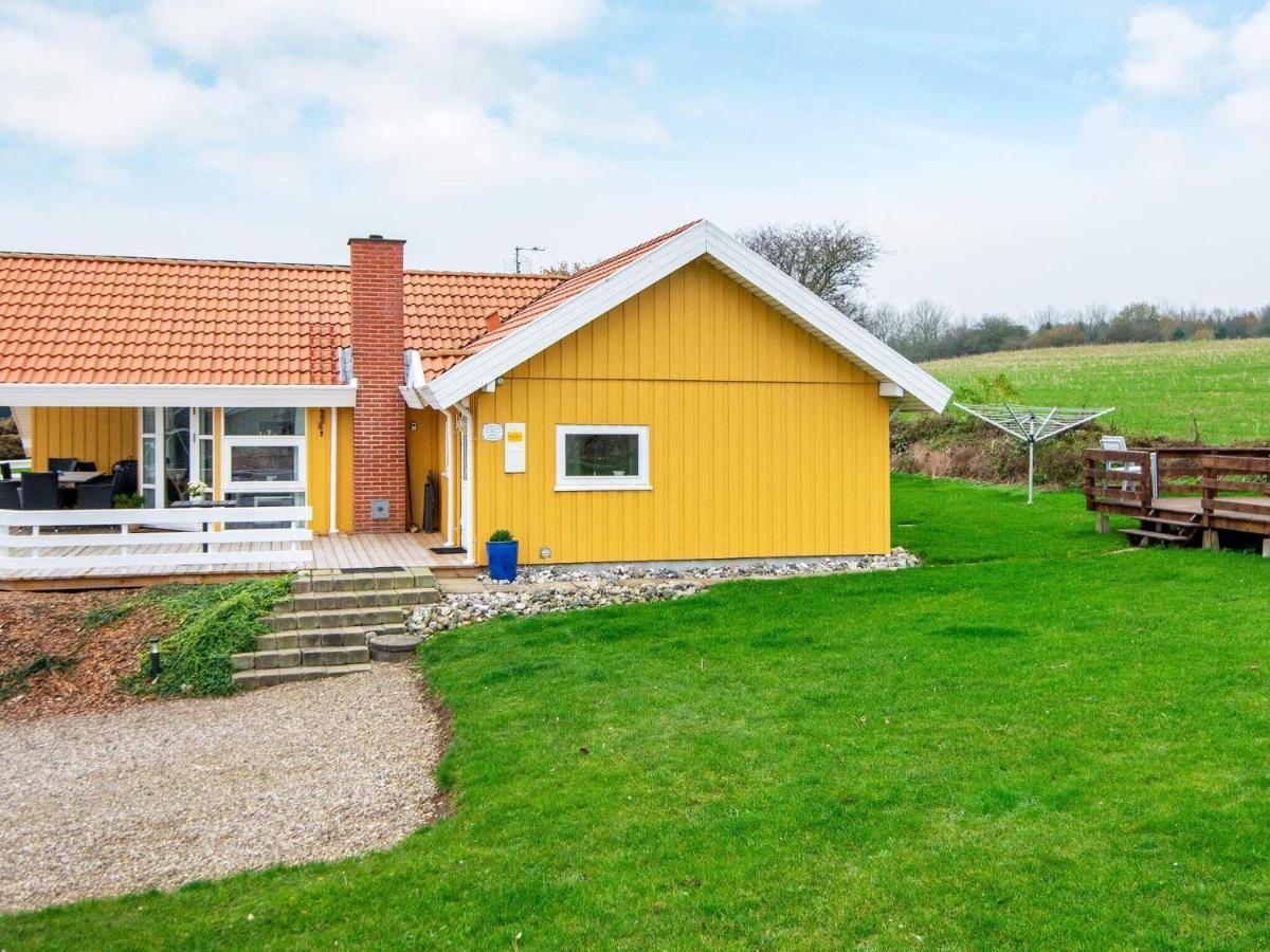 8 Person Holiday Home In Nordborg Bilik gambar
