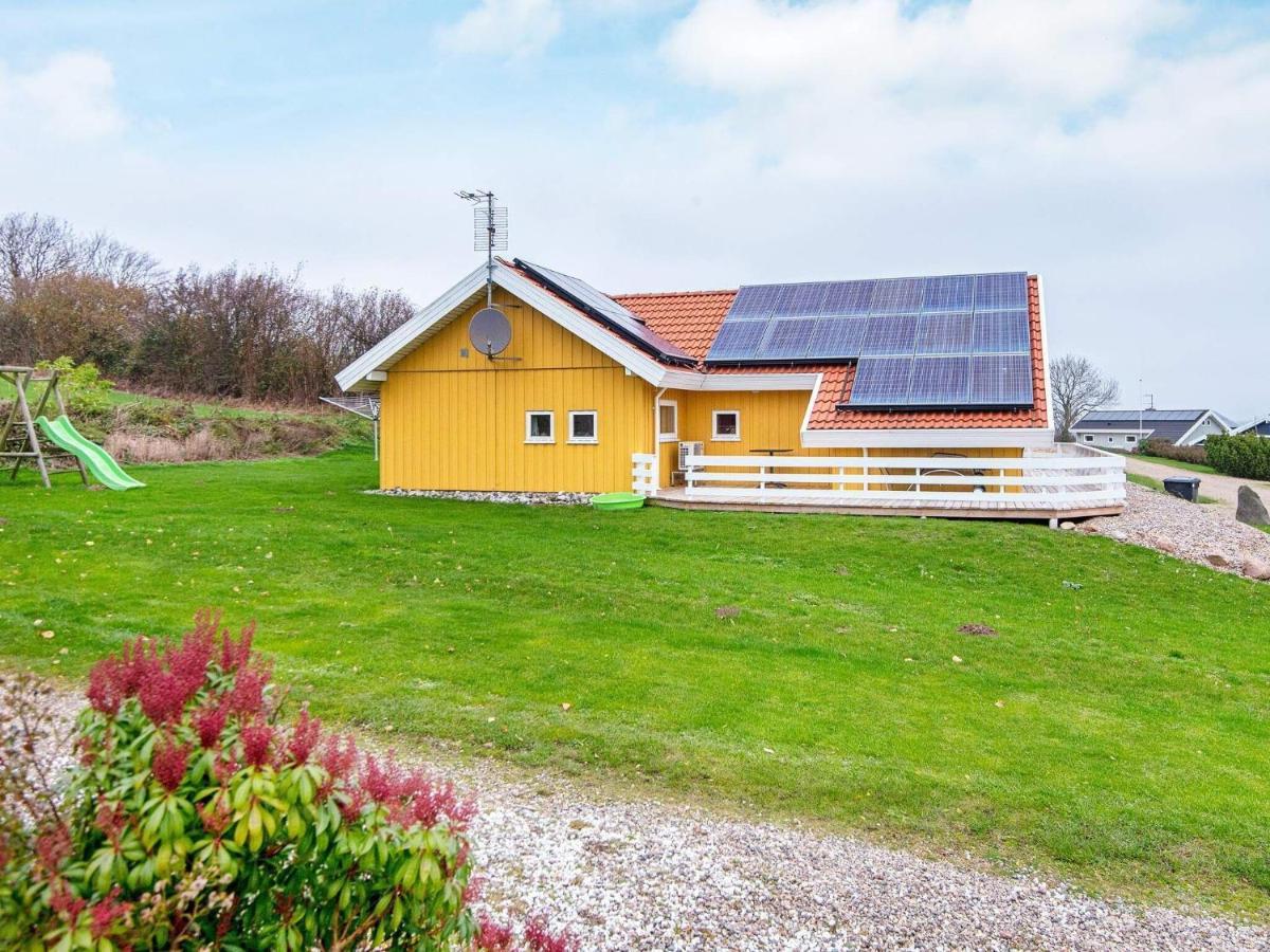 8 Person Holiday Home In Nordborg Bilik gambar