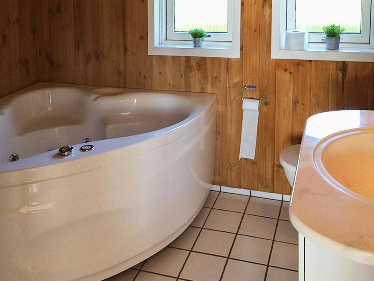 8 Person Holiday Home In Nordborg Luaran gambar